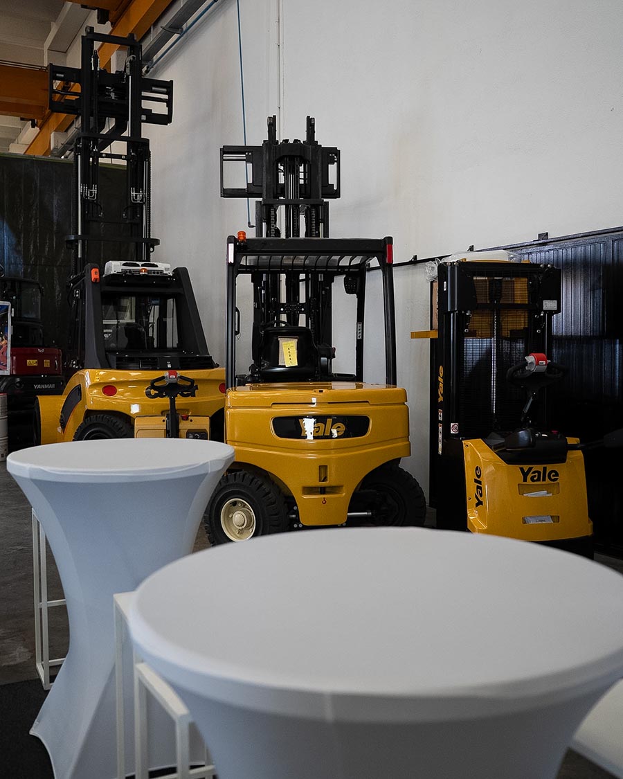Manitech evento decennale carrelli Yale